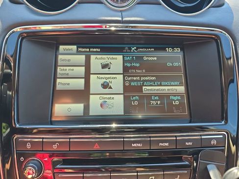 Used 2015 Jaguar XJ L Portfolio RWD image 27