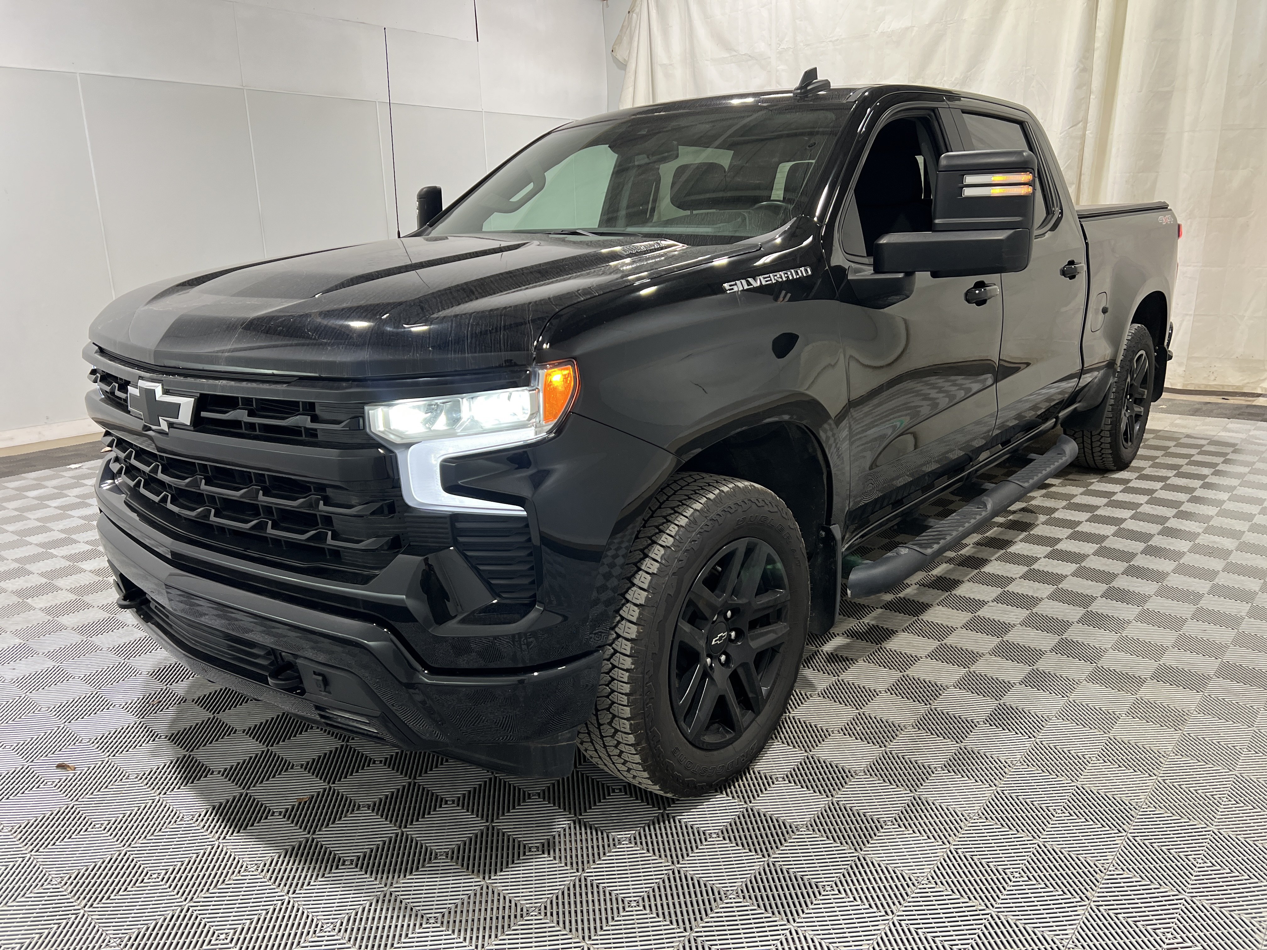 Used 2024 Chevrolet Silverado 1500 RST w/ True North Edition Plus AWD/4WD image 1