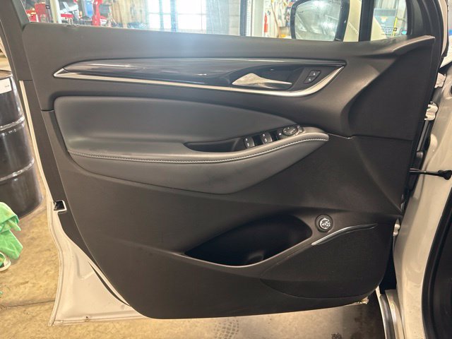 Used 2023 Buick Enclave Essence FWD image 10