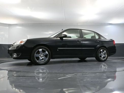 Used 2006 Chevrolet Malibu LTZ image 49