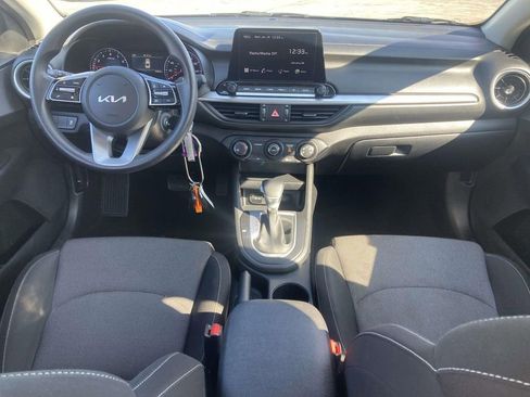 Used 2024 Kia Forte LXS image 16