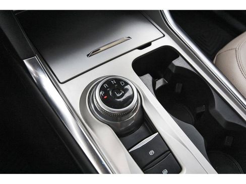 Certified 2022 Ford Explorer Limited w/ Limited Technology Package image 26