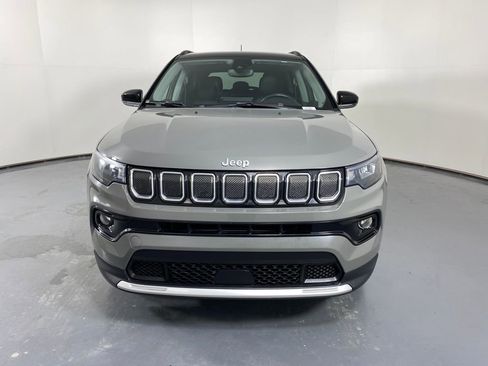 Used 2022 Jeep Compass Limited w/ Sun and Sound Group image 2