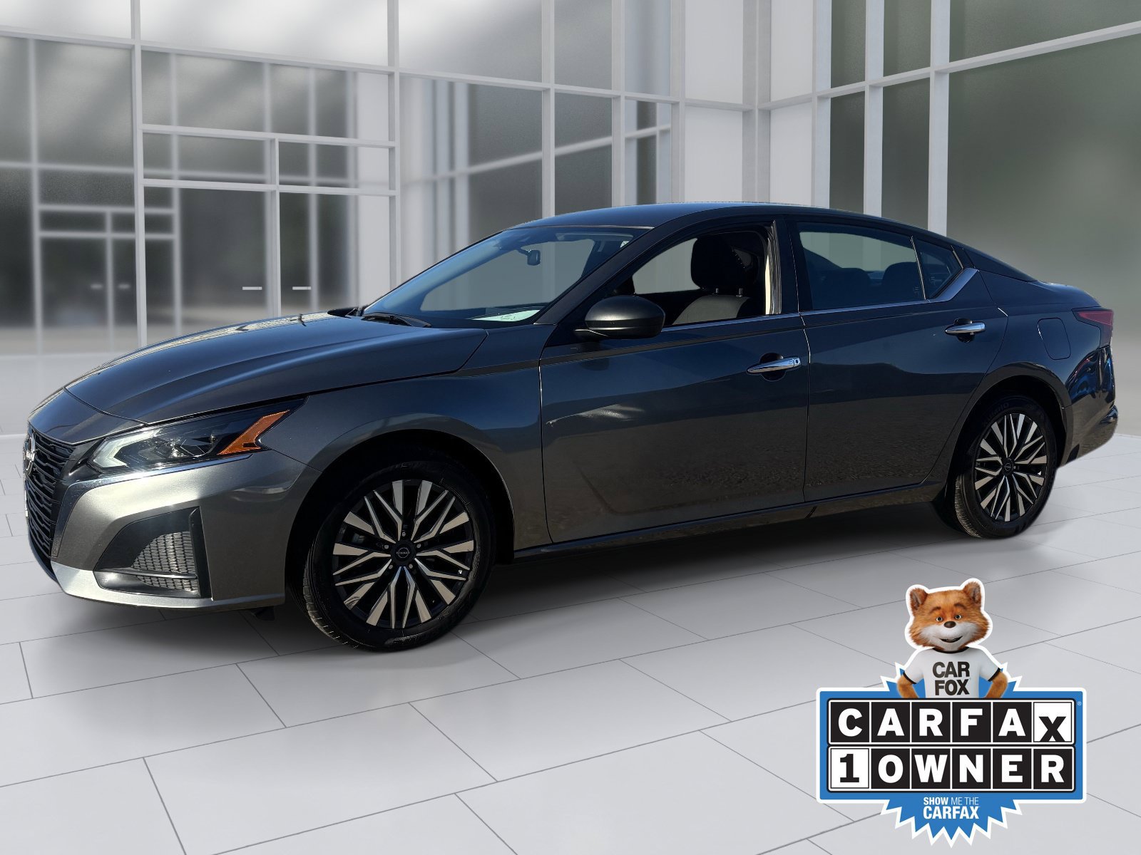 Certified 2025 Nissan Altima 2.5 SV AWD/4WD image 2