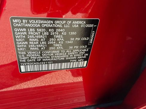 Used 2020 Volkswagen Atlas Cross Sport SEL Premium R-Line image 34