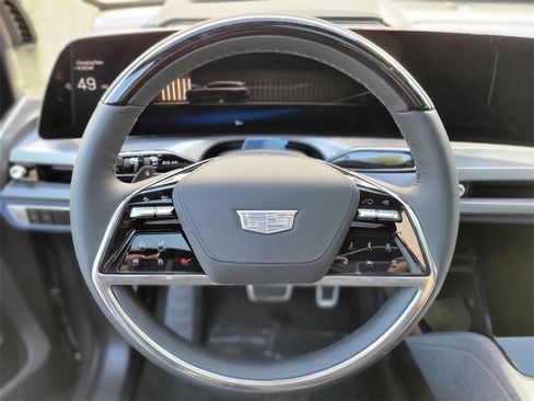 New 2026 Cadillac Vistiq Premium Luxury w/ LPO, Floor Liner Package image 26