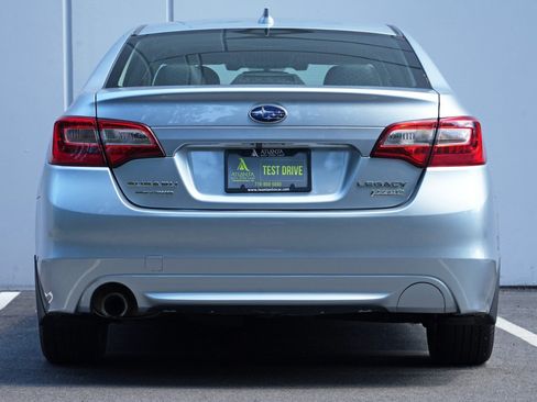 Used 2016 Subaru Legacy 2.5i Limited AWD/4WD image 10