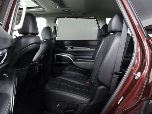 Used 2022 Kia Telluride EX w/ EX Premium Package FWD image 11