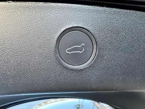 Used 2023 Tesla Model 3 Standard Range image 49