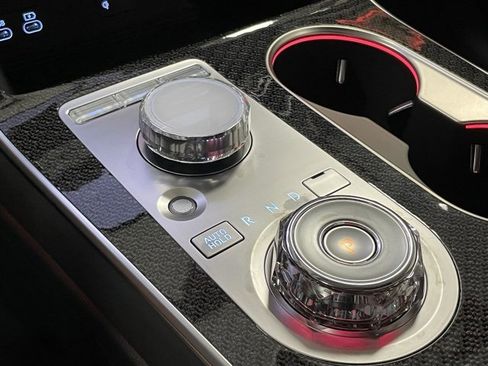 New 2025 Genesis GV80 3.5T e-SC image 21