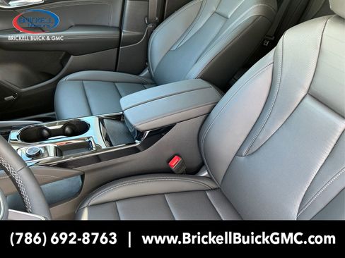New 2025 Buick Envision Preferred image 9