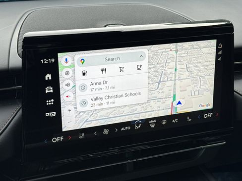 Used 2025 Lincoln Nautilus Premier w/ Jet Appearance Package image 18