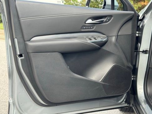 Certified 2024 Cadillac XT4 Premium Luxury image 20