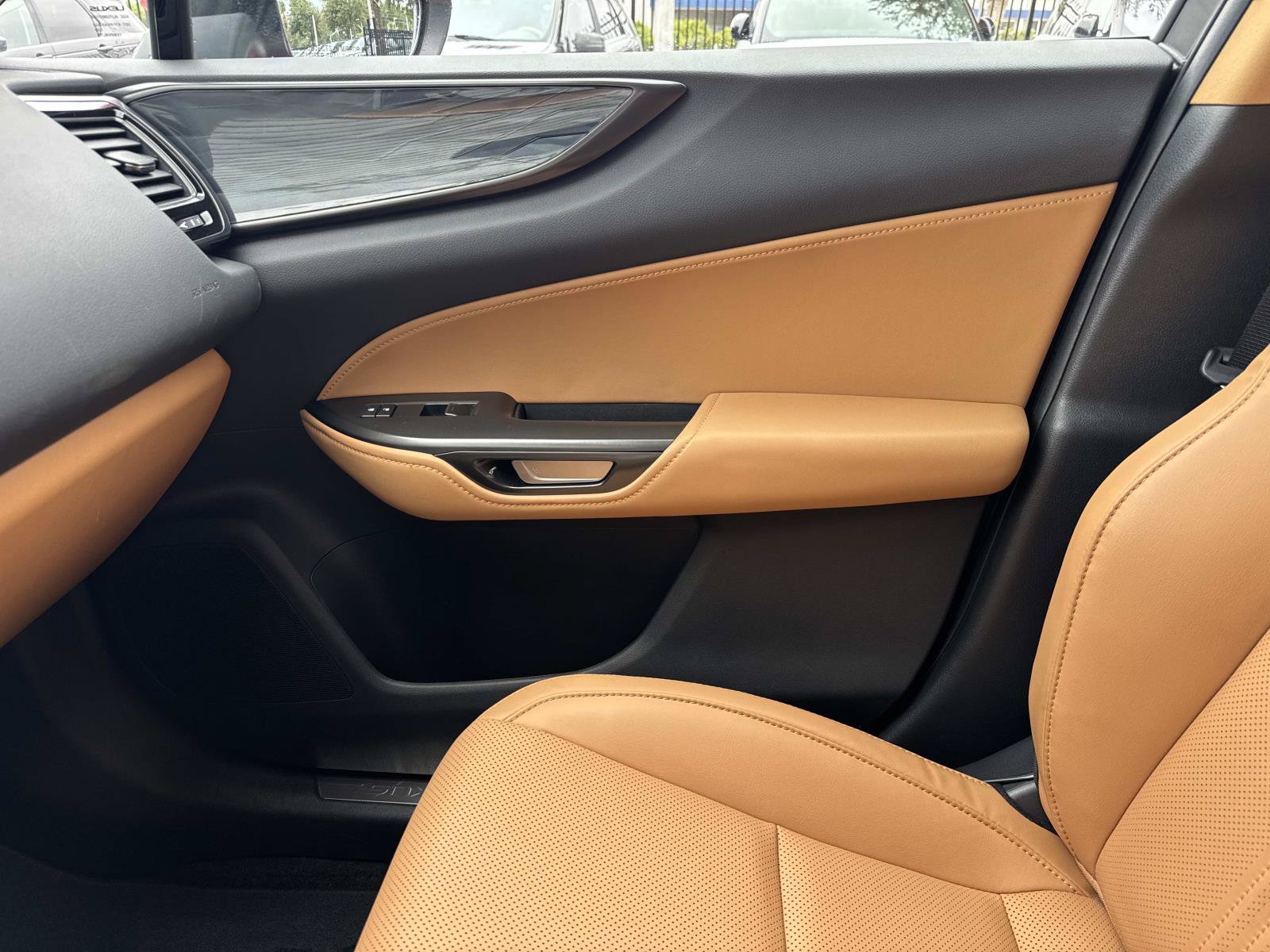 Used 2024 Lexus NX 250 FWD image 24