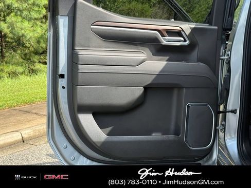 Certified 2025 GMC Sierra 1500 SLT w/ SLT Premium Package AWD/4WD image 23
