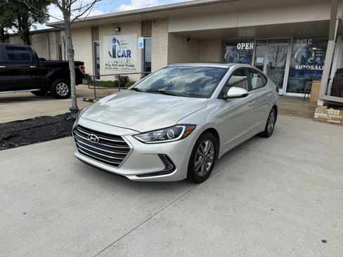 Used 2018 Hyundai Elantra Value Edition image 1