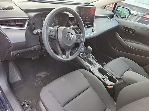Used 2023 Toyota Corolla LE FWD image 7