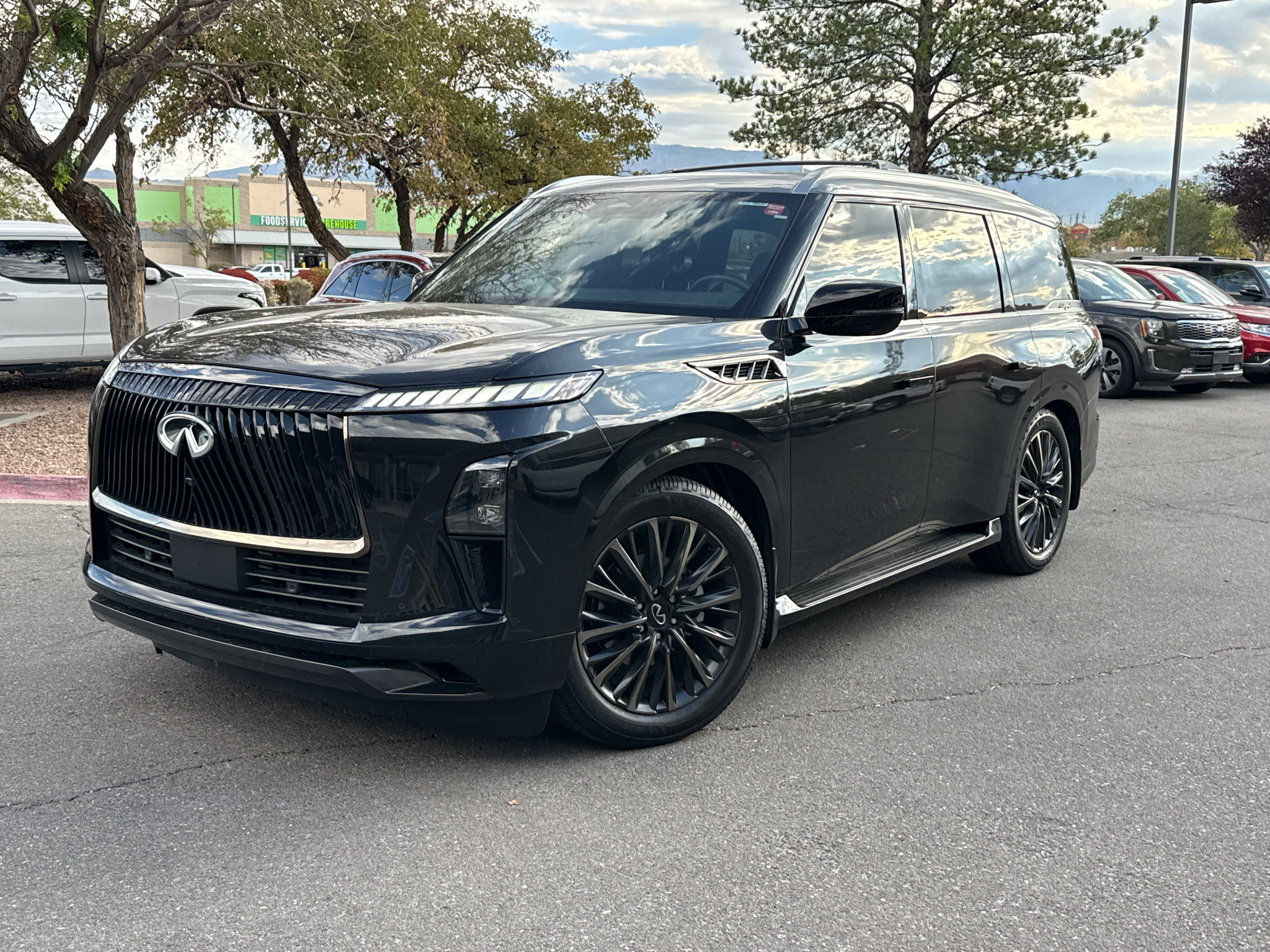 Used 2026 INFINITI QX80 Autograph AWD/4WD image 1