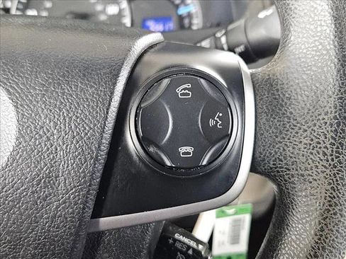 Used 2014 Toyota Camry LE image 9