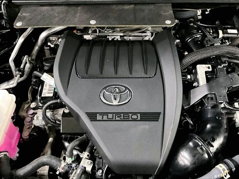 Used 2023 Toyota Highlander L AWD/4WD image 33