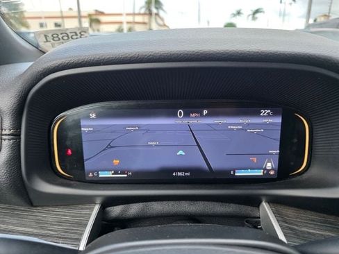 Used 2022 Jeep Wagoneer Series III image 13