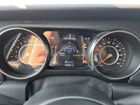 Used 2021 Jeep Wrangler Unlimited Sahara image 5