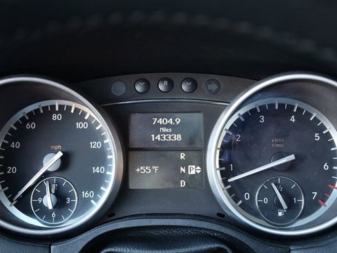 Used 2012 Mercedes-Benz GL 450 4MATIC image 41