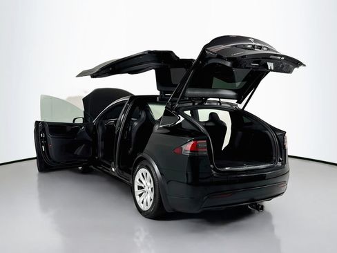 Used 2017 Tesla Model X 100D AWD/4WD image 26