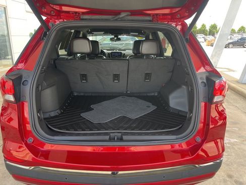Used 2023 Chevrolet Equinox RS w/ RS Leather Package FWD image 29