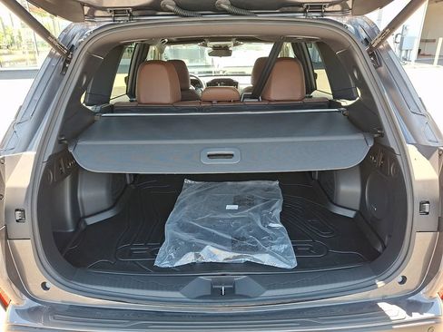 Used 2025 Subaru Forester Touring AWD/4WD image 33