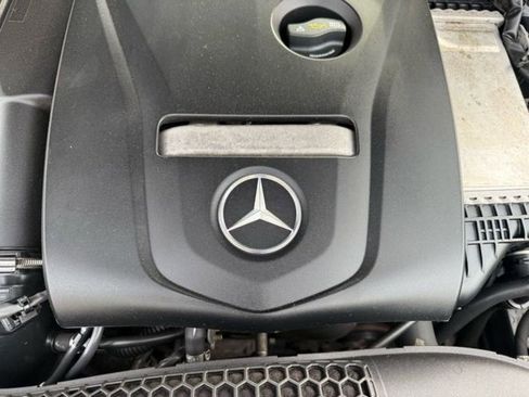 Used 2017 Mercedes-Benz C 300 Luxury 4MATIC image 44