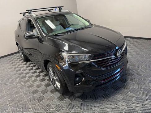 Used 2022 Buick Encore GX Preferred w/ Sport Touring Package FWD image 2