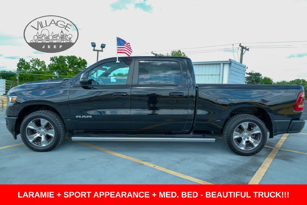 Used 2023 RAM 1500 Laramie AWD/4WD image 2