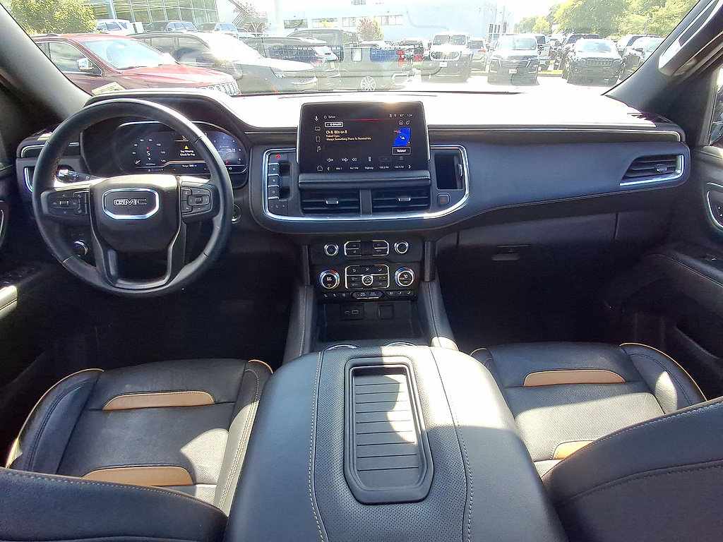 Used 2023 GMC Yukon XL AT4 AWD/4WD image 10