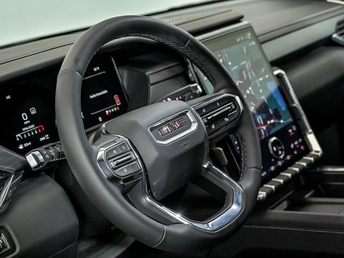 New 2026 GMC Acadia Elevation w/ Elevation Premium Package AWD/4WD image 10
