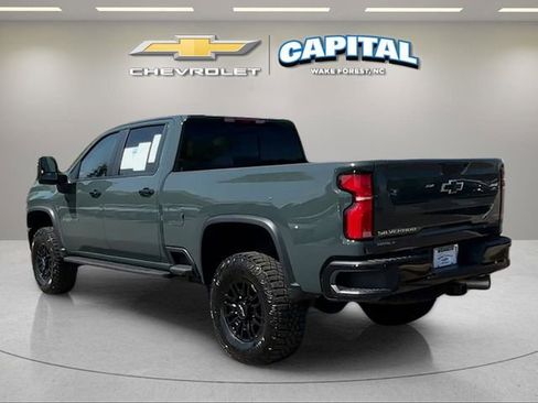 Used 2026 Chevrolet Silverado 2500 ZR2 image 3