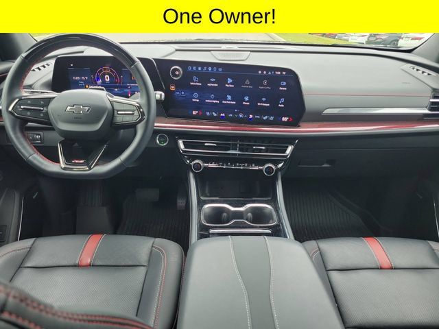 Used 2025 Chevrolet Traverse RS w/ LPO, Floor Liner Package AWD/4WD image 8