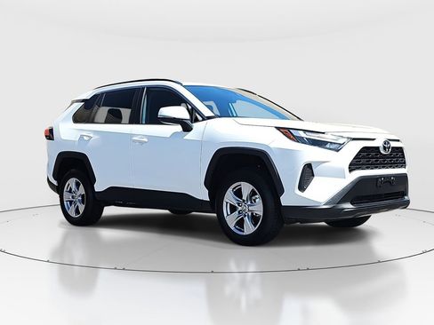 Certified 2025 Toyota RAV4 XLE FWD image 3