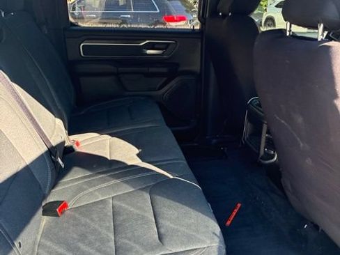 Used 2019 RAM 1500 Big Horn AWD/4WD image 7