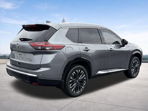 Certified 2026 Nissan Rogue Platinum w/ Platinum Premium Package AWD/4WD image 5