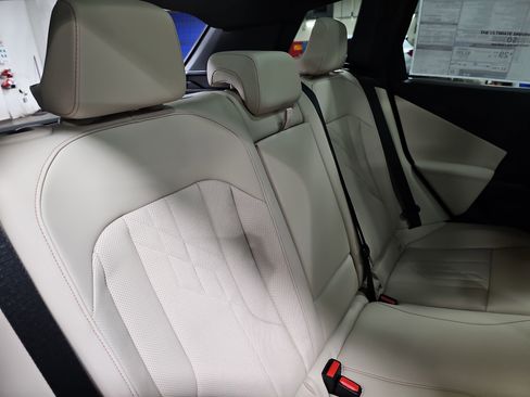 New 2026 BMW X3 xDrive30 w/ Premium Package image 12