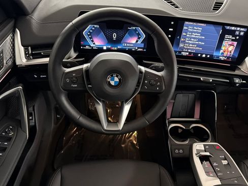 Used 2025 BMW X2 xDrive28i w/ Convenience Package image 14
