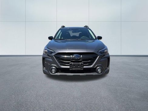 Used 2024 Subaru Outback Onyx Edition XT AWD/4WD image 3