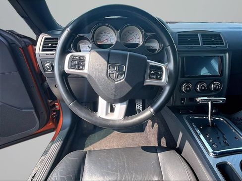Used 2011 Dodge Challenger R/T RWD image 5