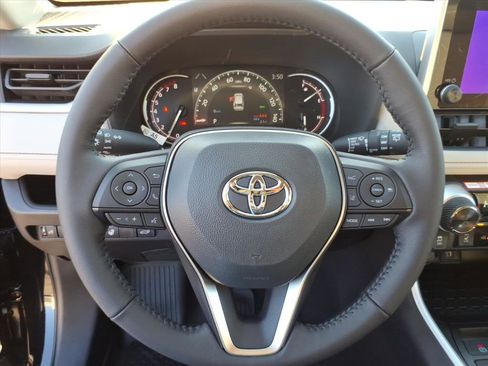 New 2025 Toyota RAV4 XLE w/ Convenience Package image 12