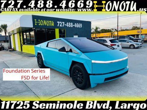 Used 2024 Tesla Cybertruck AWD Crew Cab image 1