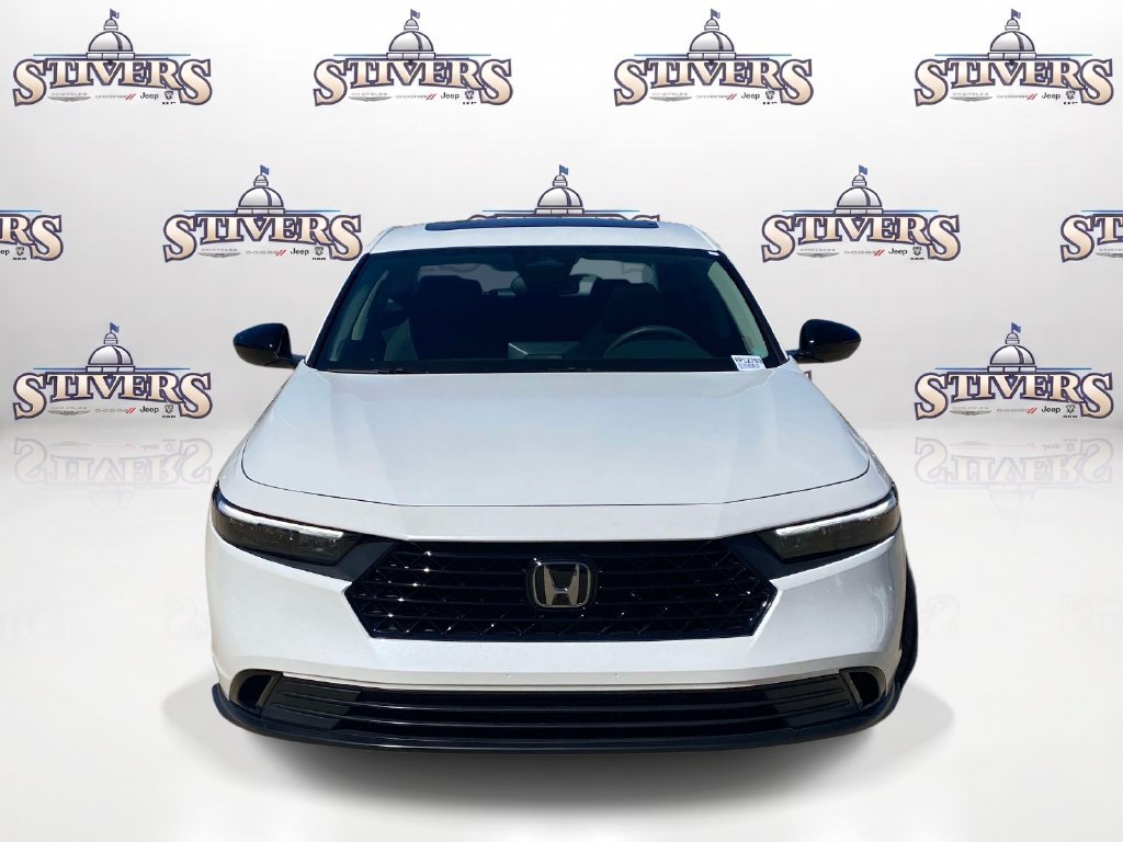 Used 2025 Honda Accord SE image 2