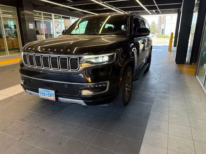 Used 2024 Jeep Wagoneer L Series II w/ Flexible Seating Group