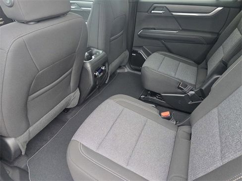 New 2026 GMC Acadia Elevation image 11