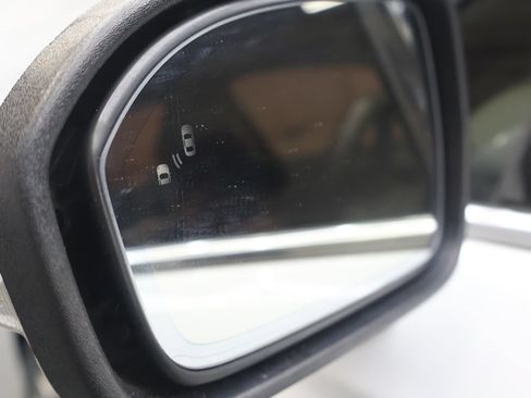 Used 2020 Ford Fusion SEL FWD image 41